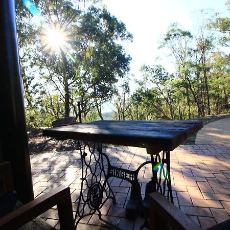 Down To Earth Farm Retreat Διαμέρισμα Sarsfield Εξωτερικό φωτογραφία