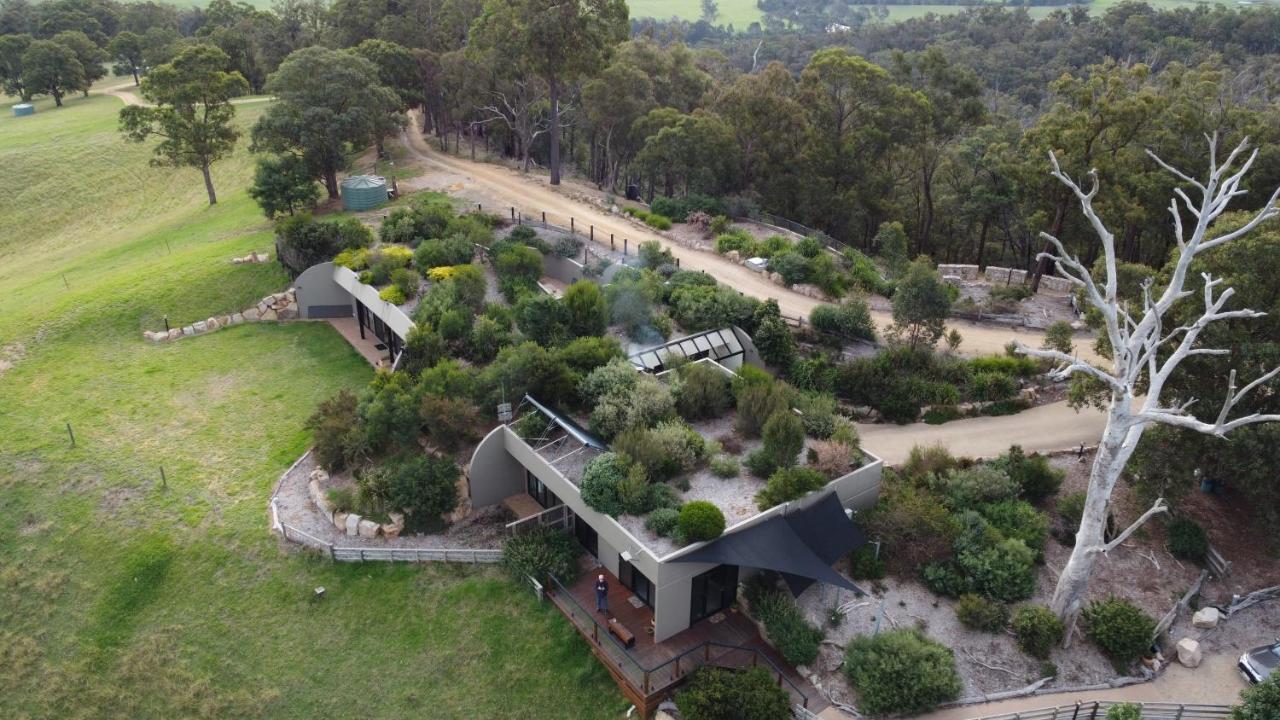 Down To Earth Farm Retreat Διαμέρισμα Sarsfield Εξωτερικό φωτογραφία