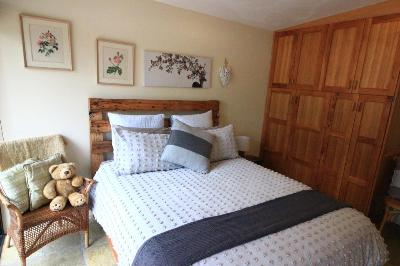 Down To Earth Farm Retreat Διαμέρισμα Sarsfield Εξωτερικό φωτογραφία