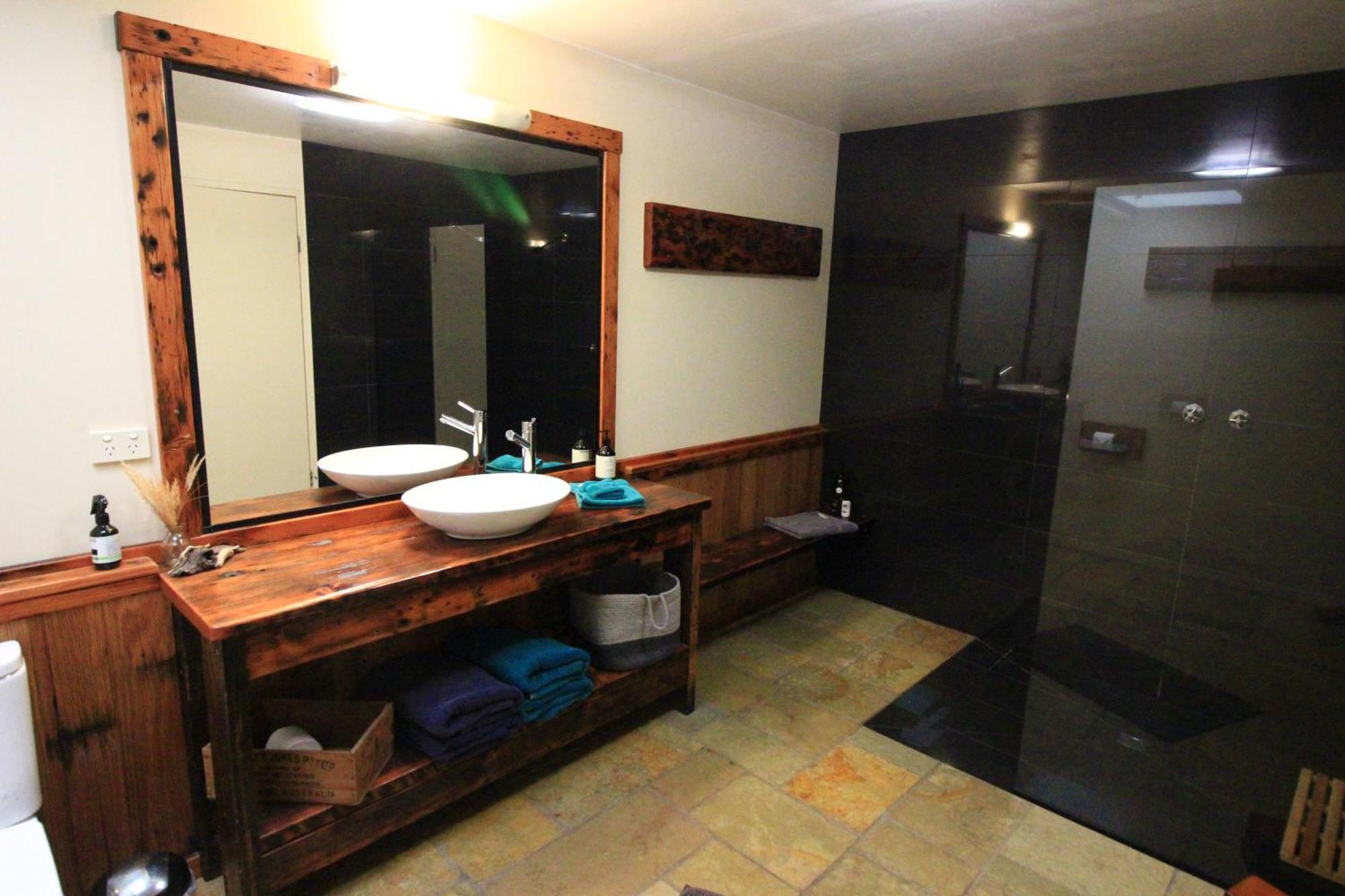 Down To Earth Farm Retreat Διαμέρισμα Sarsfield Εξωτερικό φωτογραφία